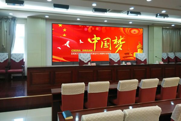 無(wú)縫拼接屏的使用壽命一般是多長(zhǎng)時(shí)間？