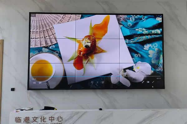 液晶拼接屏怎么與電腦連接的？