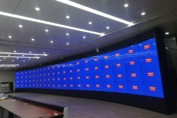LCD拼接屏與LED顯示屏的區(qū)別有哪些，該如何選擇？