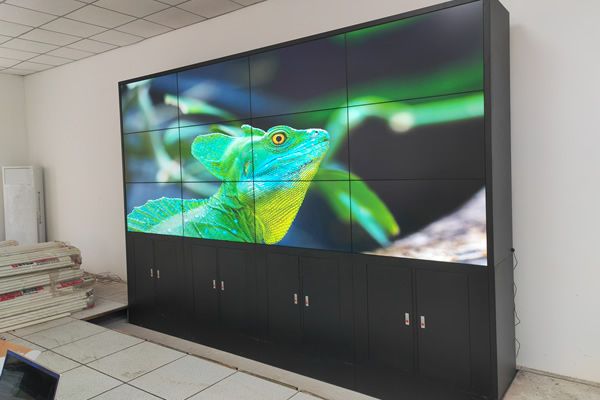 拼接屏是怎么做到4K、6K、8K…顯示的？大分辨顯示解決方案