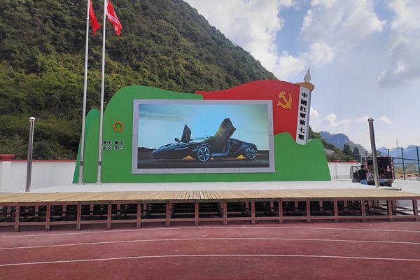 校園歌手大賽LED顯示屏做多大合適？